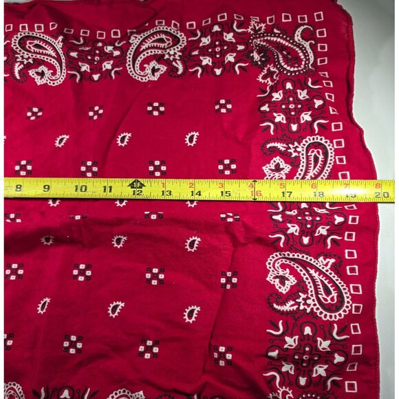 Vtg Red Paisley Bandana Paris All Cotton Made In USA Colorfast Fabric biker - Picture 3 of 3